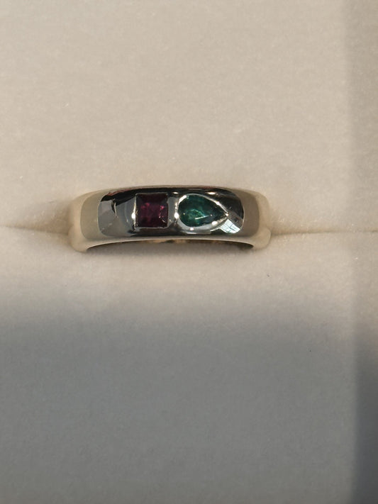 yellow gold ring with stones